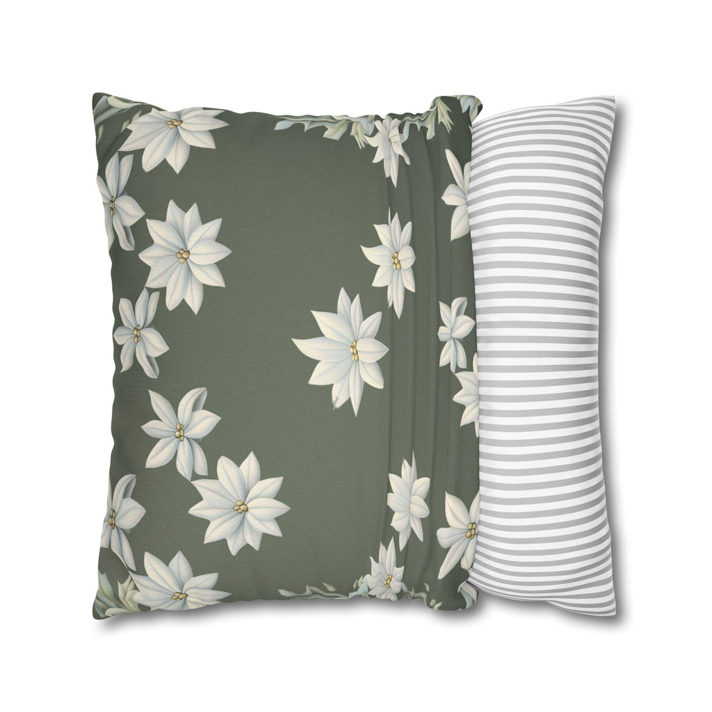 William Morris Snowman Pillow Cover: Holiday Home Decor