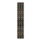 Festive Pinecone Table Runner: Rustic Woodland Christmas Decor for Holiday Dining