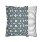 Elegant Fleur de Lis Pillow Cover: French Chateau Diamond Lattice Pattern in Soft Blue-Gray