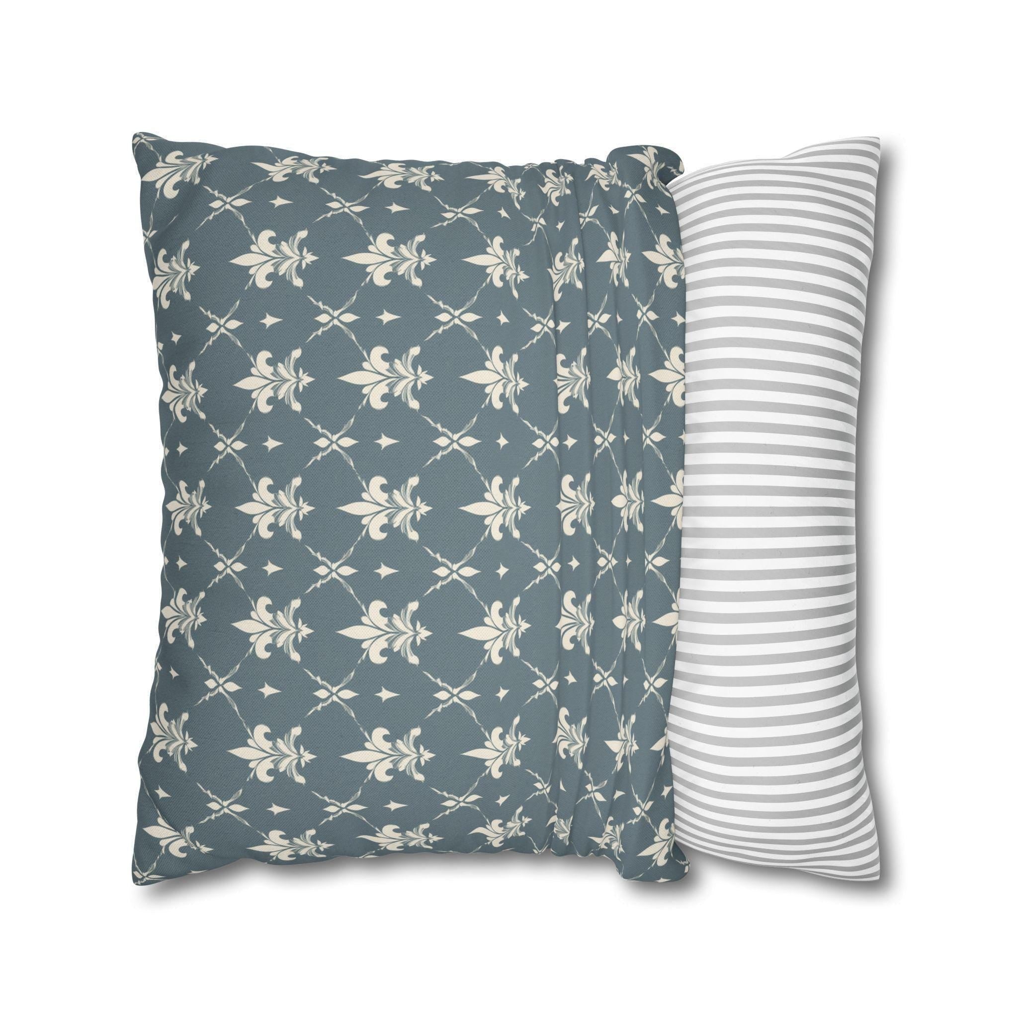 Elegant Fleur de Lis Pillow Cover: French Chateau Diamond Lattice Pattern in Soft Blue-Gray