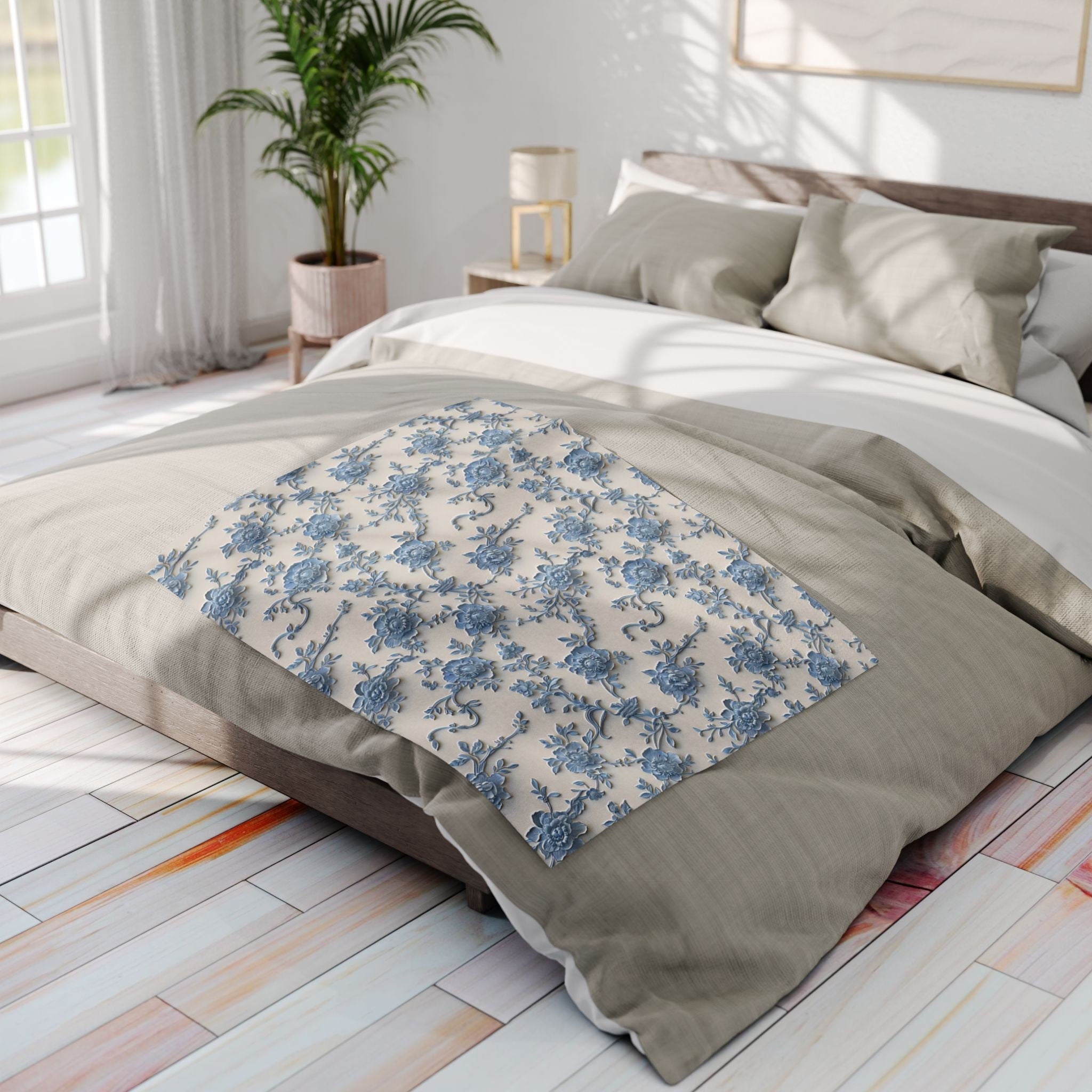 Blue Floral Chinoiserie Fleece Throw Blanket: Elegant Home Decor