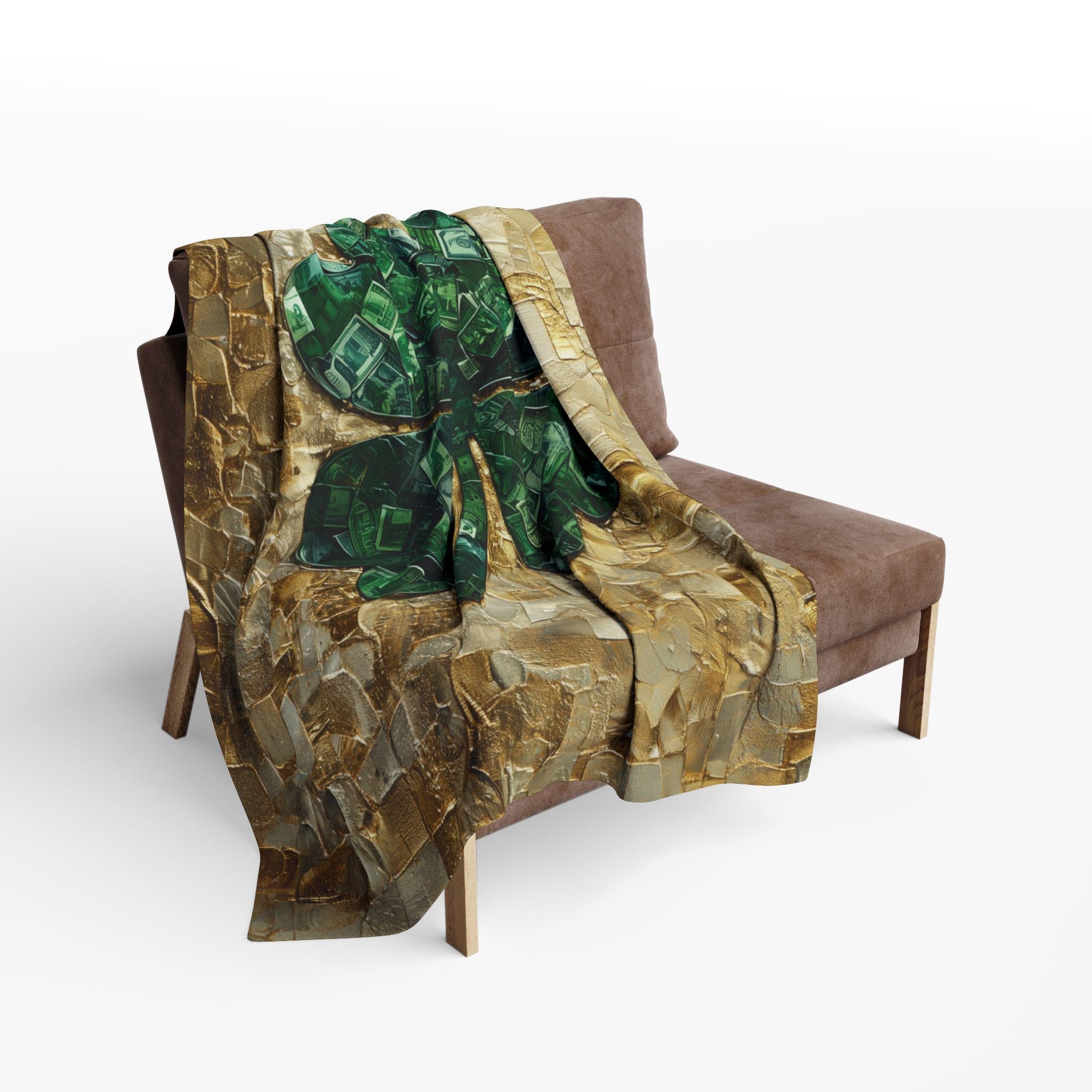 St Patrick's Day Lucky Clover Fleece Blanket - Green and Gold Irish Heritage Throw for Wealth & Fortune