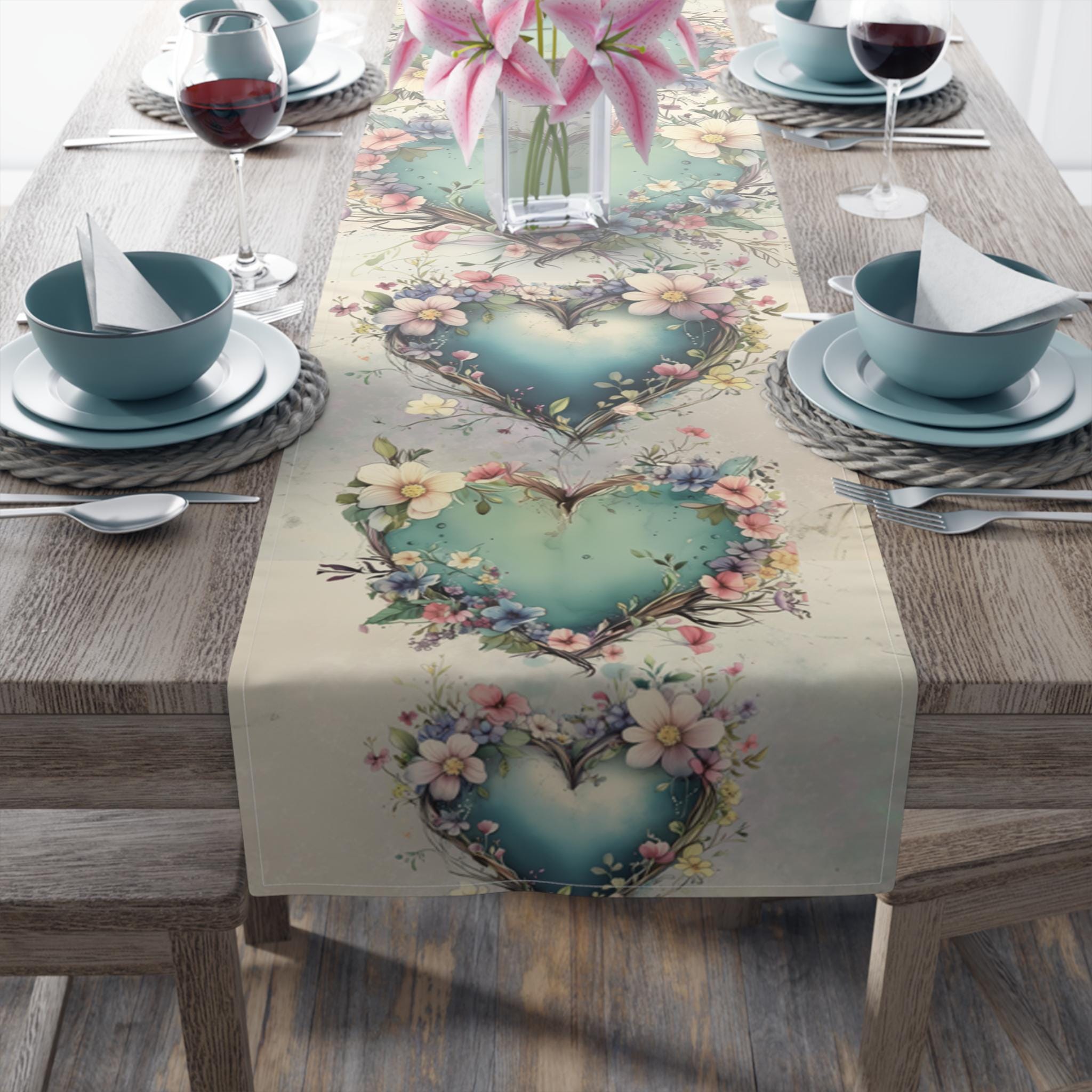 Romantic Floral Heart Table Runner: Elegant Wedding Decor & Dining Accessory for Special Occasions