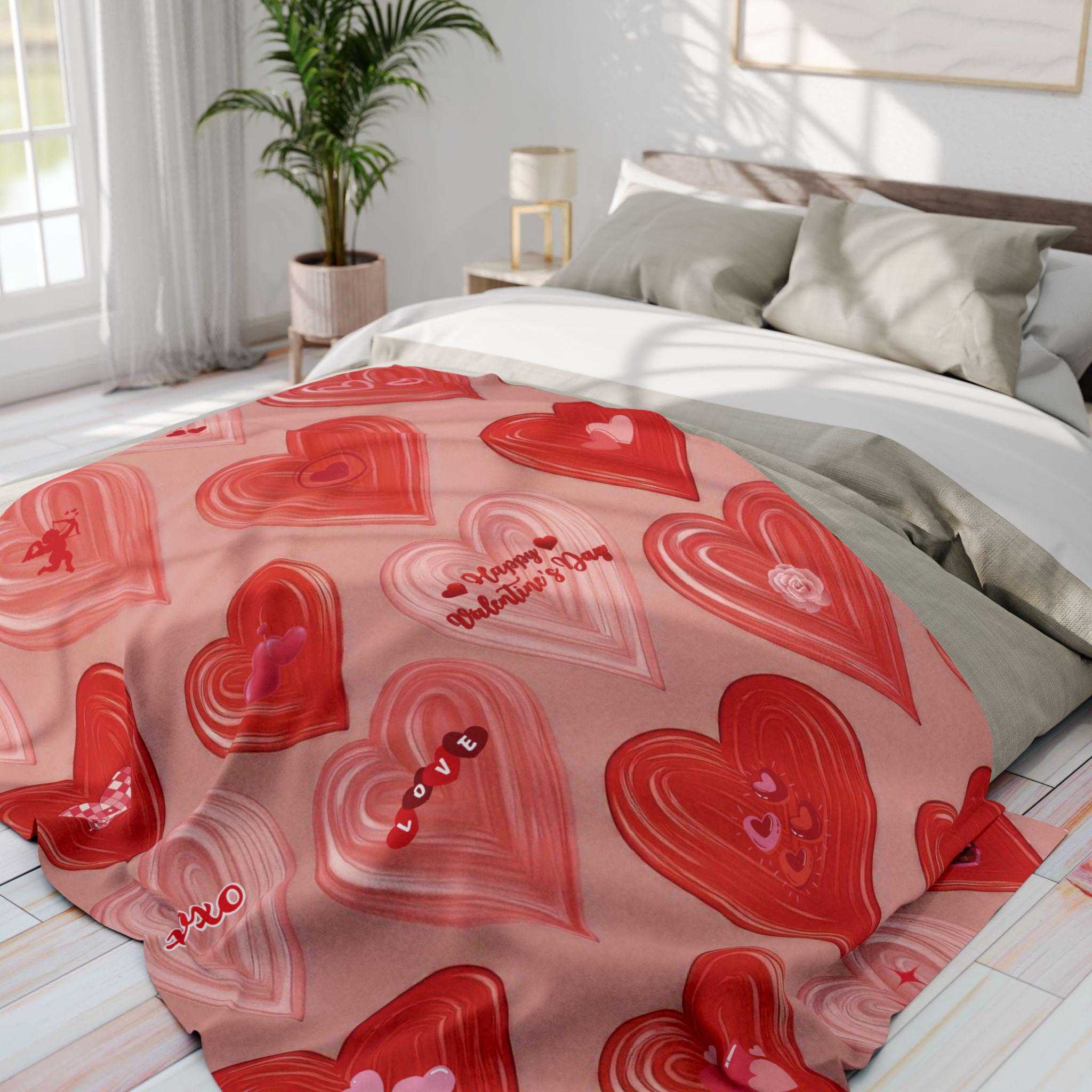 Romantic Valentine's Day Fleece Blanket: Cozy Heart & Cupid Design Throw for Love Season