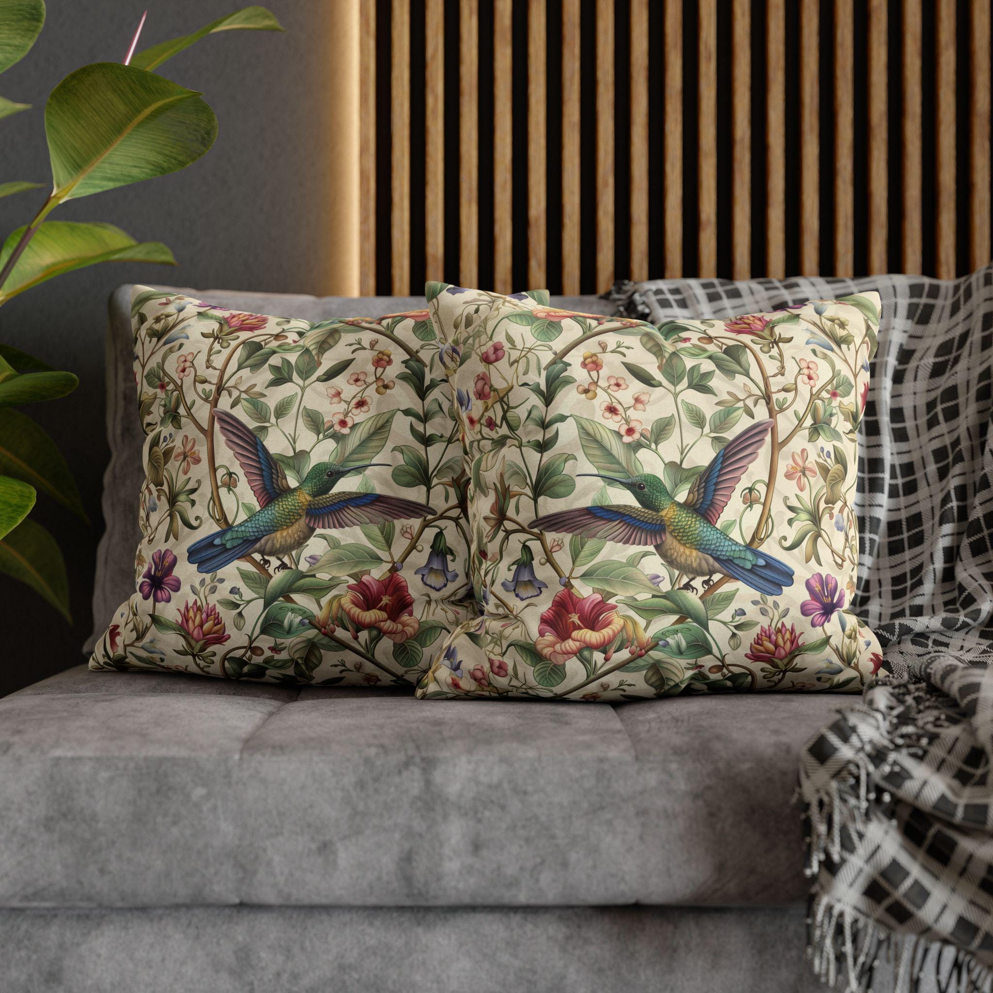 William Morris Hummingbird Botanical Pillow Cover: Vintage Style Cream Floral Vine Design Home Decor
