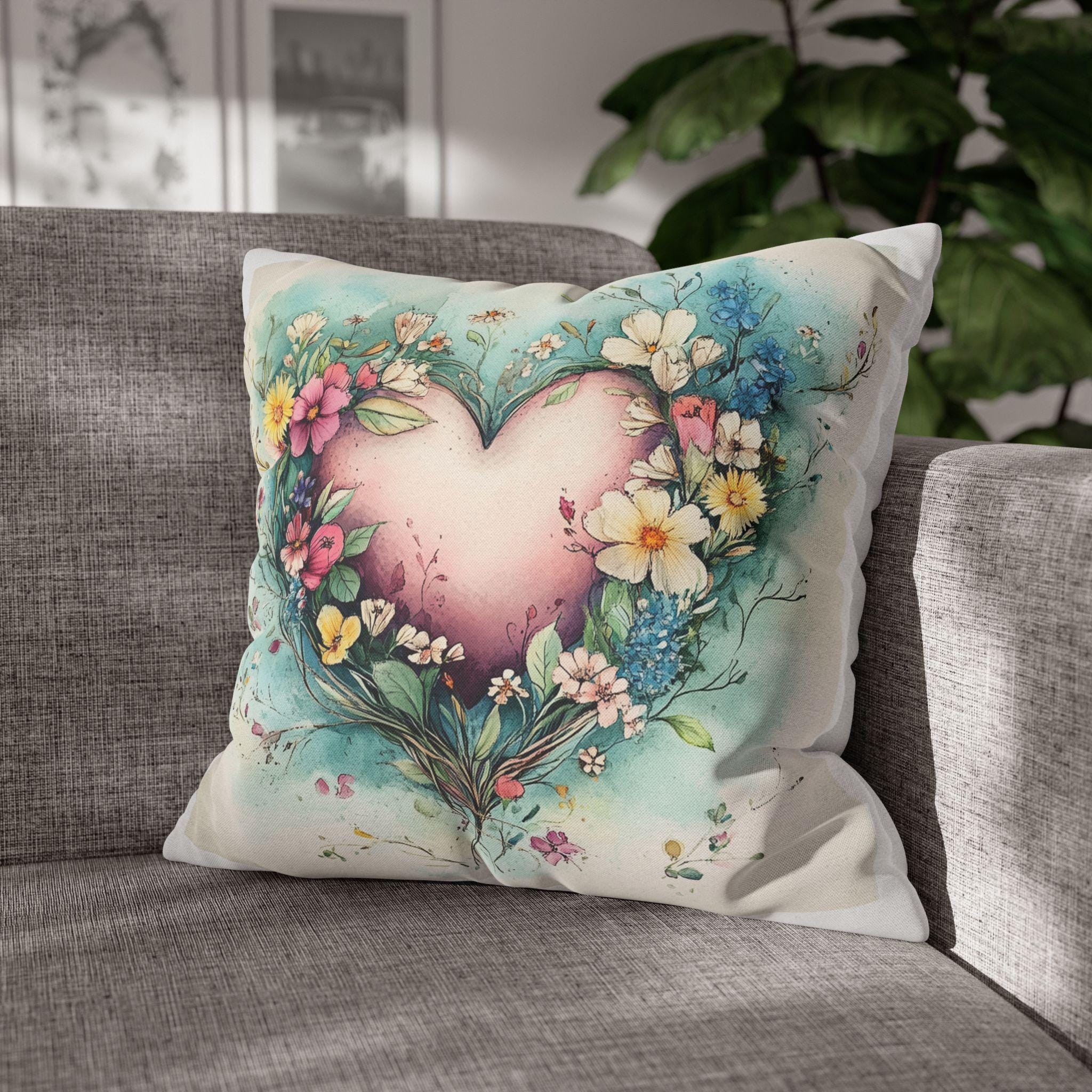 Heart-shaped Floral Wreath Pillowcase: Pastel Watercolor Cushion Cover for Romantic Home Decor