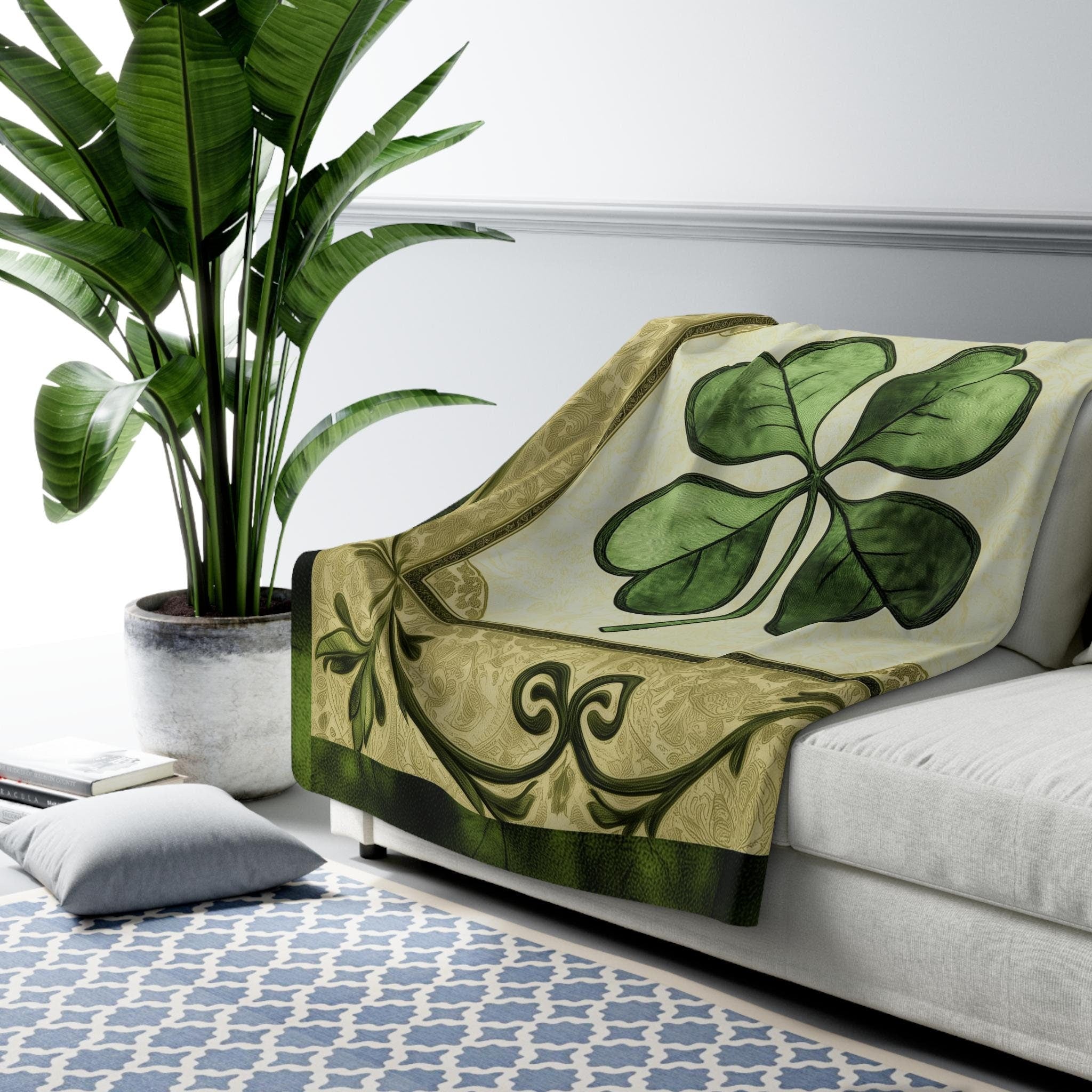 St Patrick's Day Celtic Fleece Blanket: Four Leaf Clover Paisley Throw for Cozy Home Decor