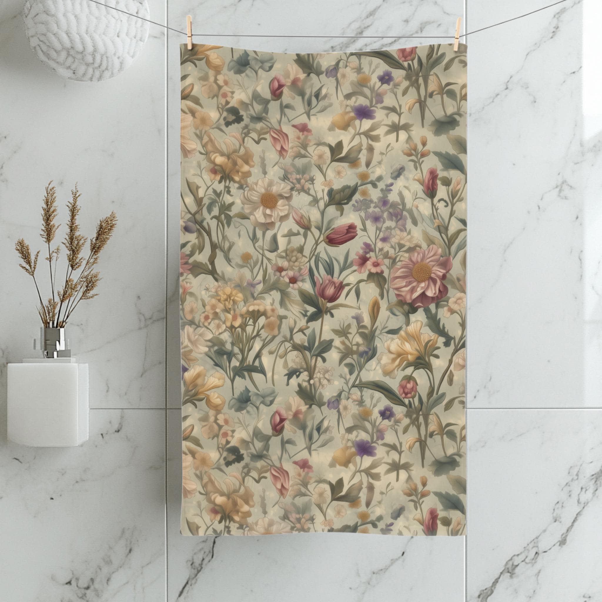 Vintage-Inspired William Morris Botanical Hand Towel: Soft Floral Tapestry for Cottage Bath Decor