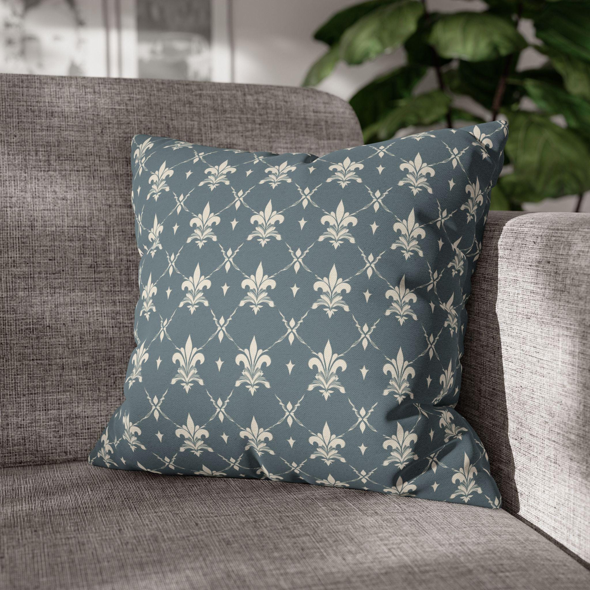 Elegant Fleur de Lis Pillow Cover: French Chateau Diamond Lattice Pattern in Soft Blue-Gray