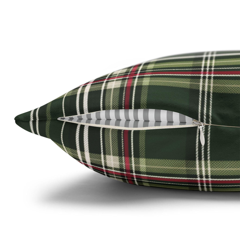 Classic Green Plaid Christmas Pillow Cover: Cozy Holiday Accent for Sofa or Bed