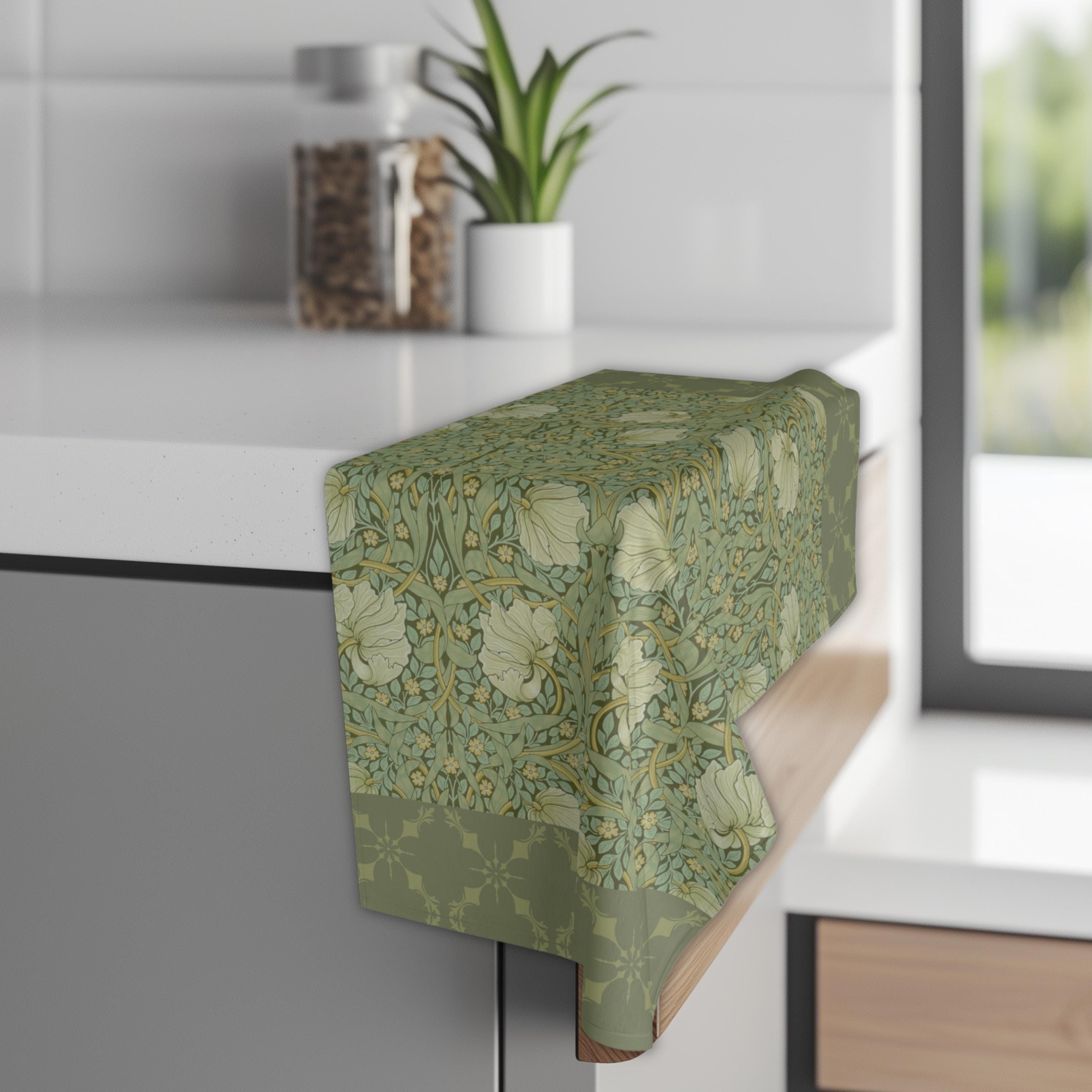 William Morris Pimpernel Hand Towel: Vintage Inspired Botanical Green Art Nouveau