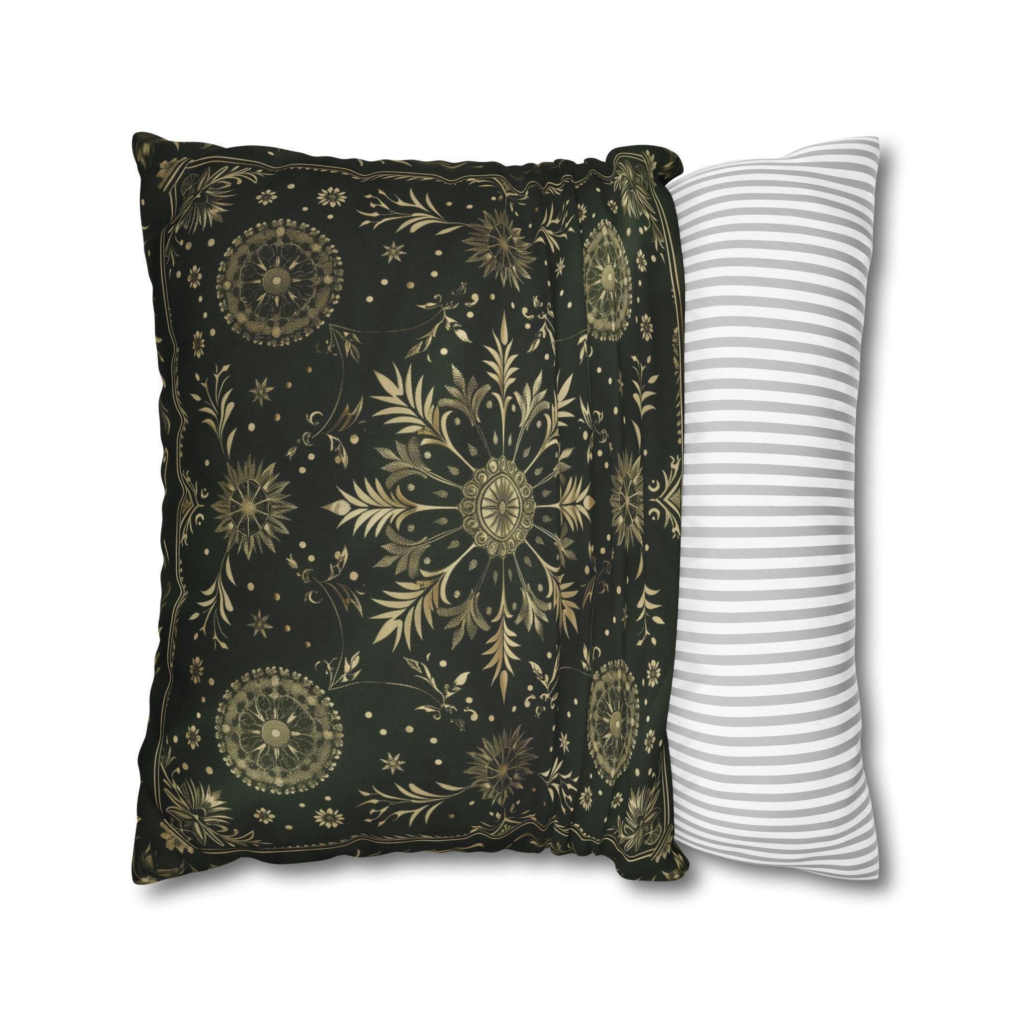 Elegant Dark Emerald Green Christmas Pillow Cover with Golden Snowflakes: Luxurious Holiday Decor