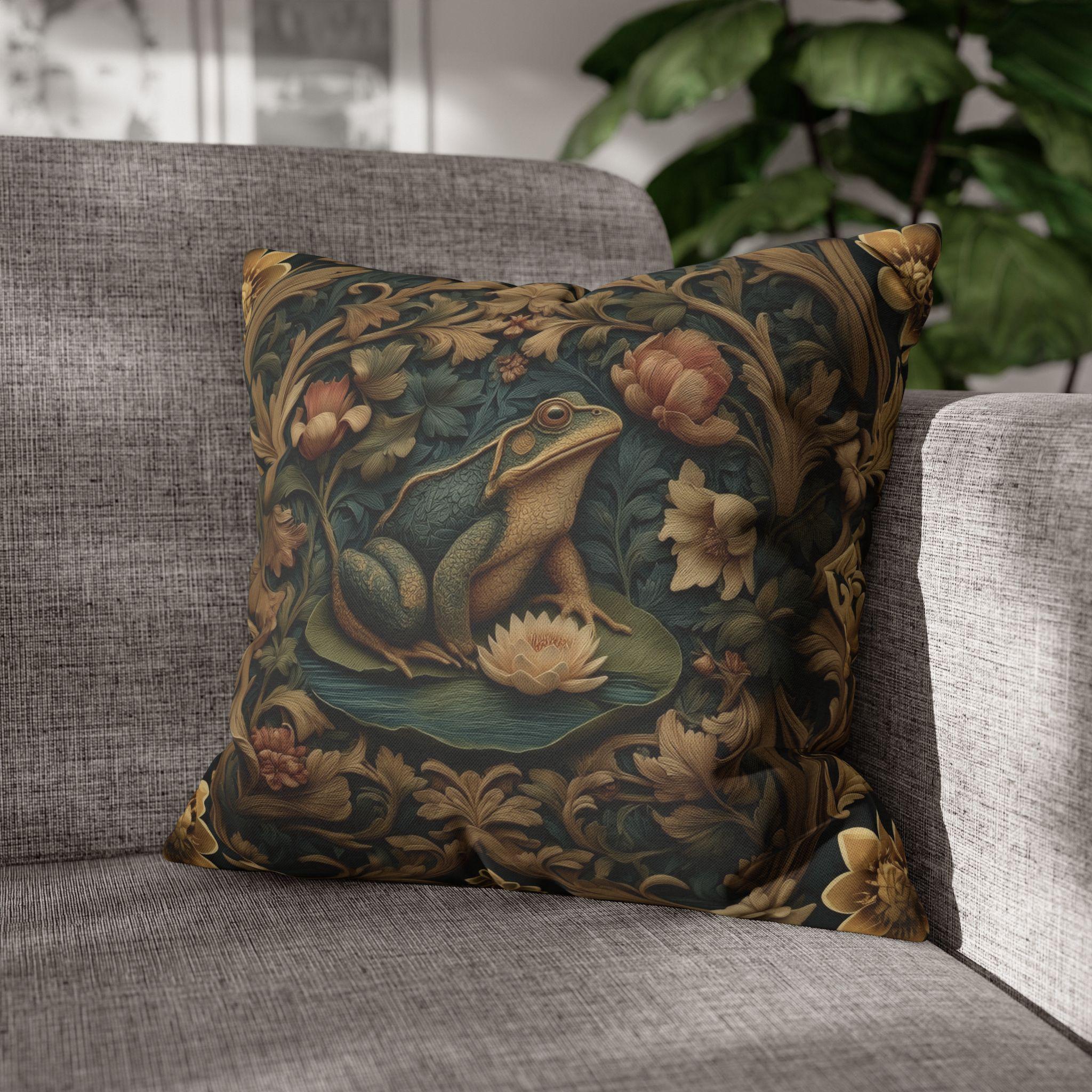 William Morris Inspired Frog Pond Pillow Cover: Botanical Spring & Summer Decor