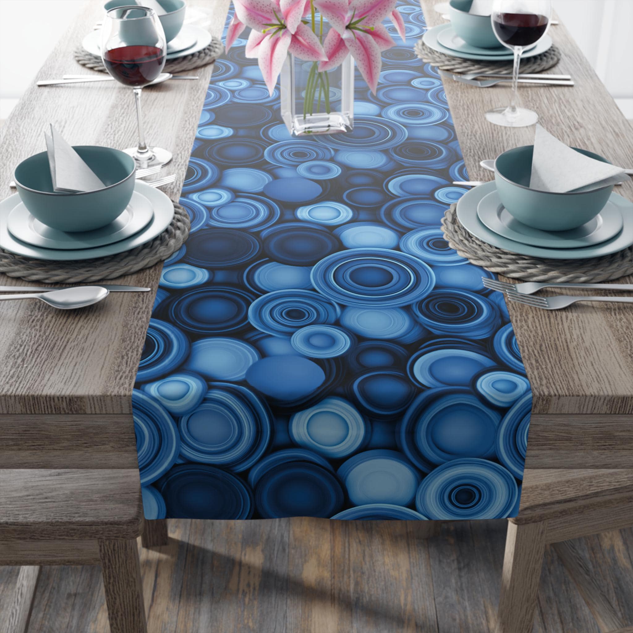 Retro Modern Blue Geometric Table Runner: Mid Century Circle Pattern Decor