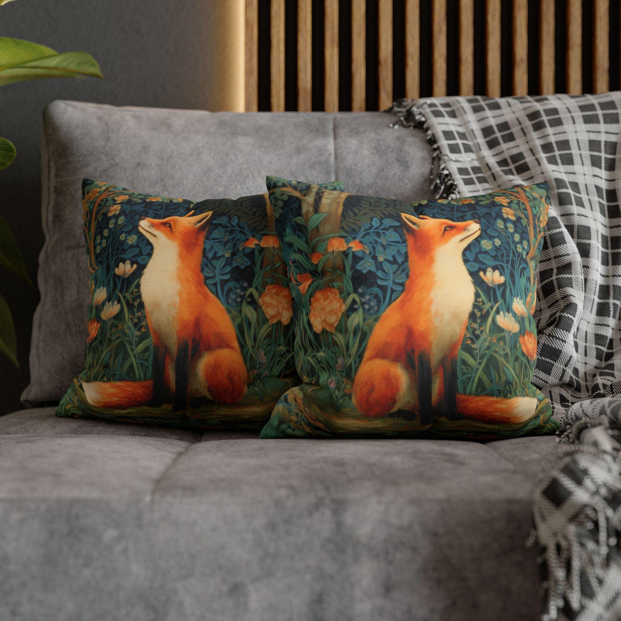 Morris-Inspired Red Fox Botanical Pillow Cover: Vintage Style Moody Woodland Blooms