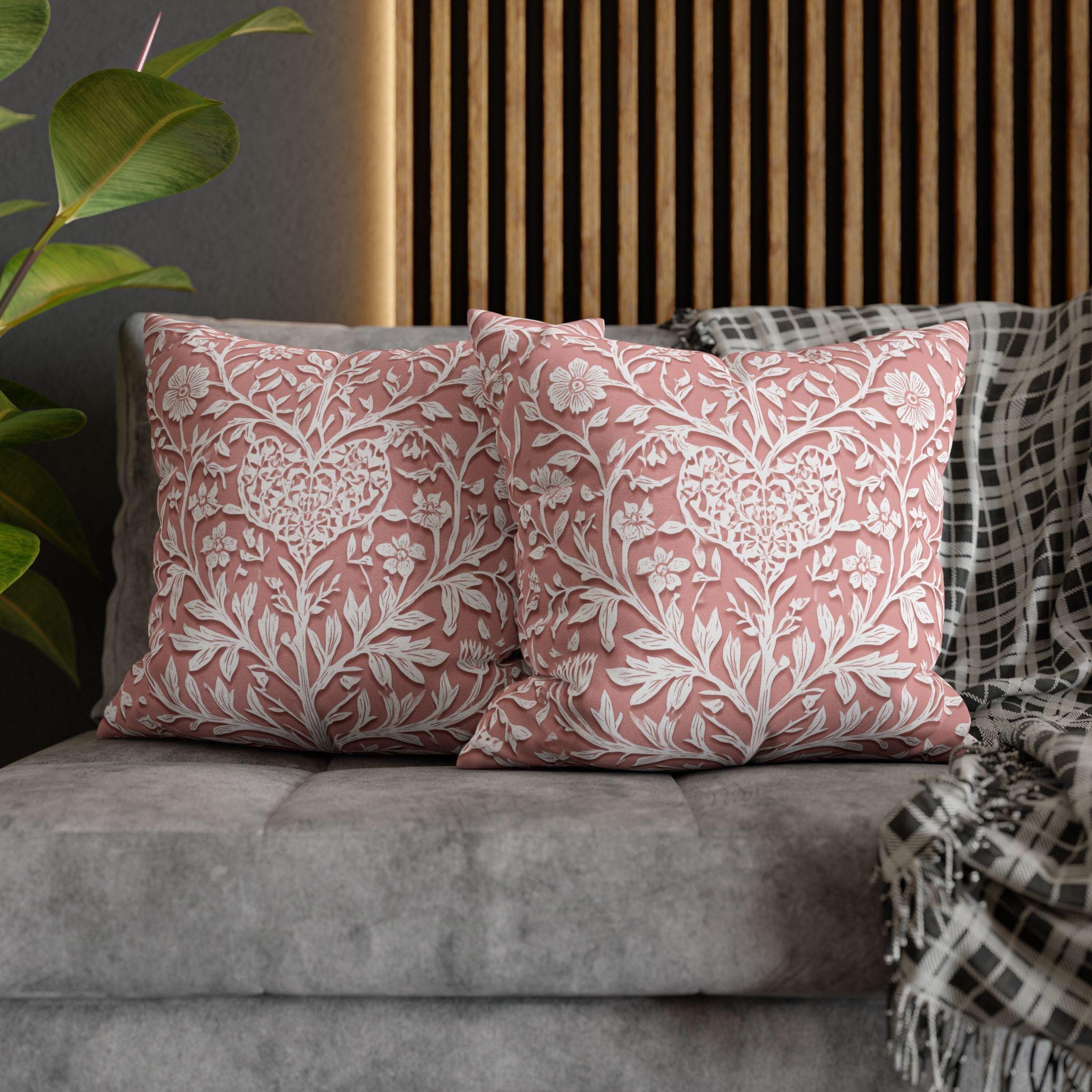 William Morris Inspired Heart & Blooms Pillow Cover: Faux Lace Botanical Design