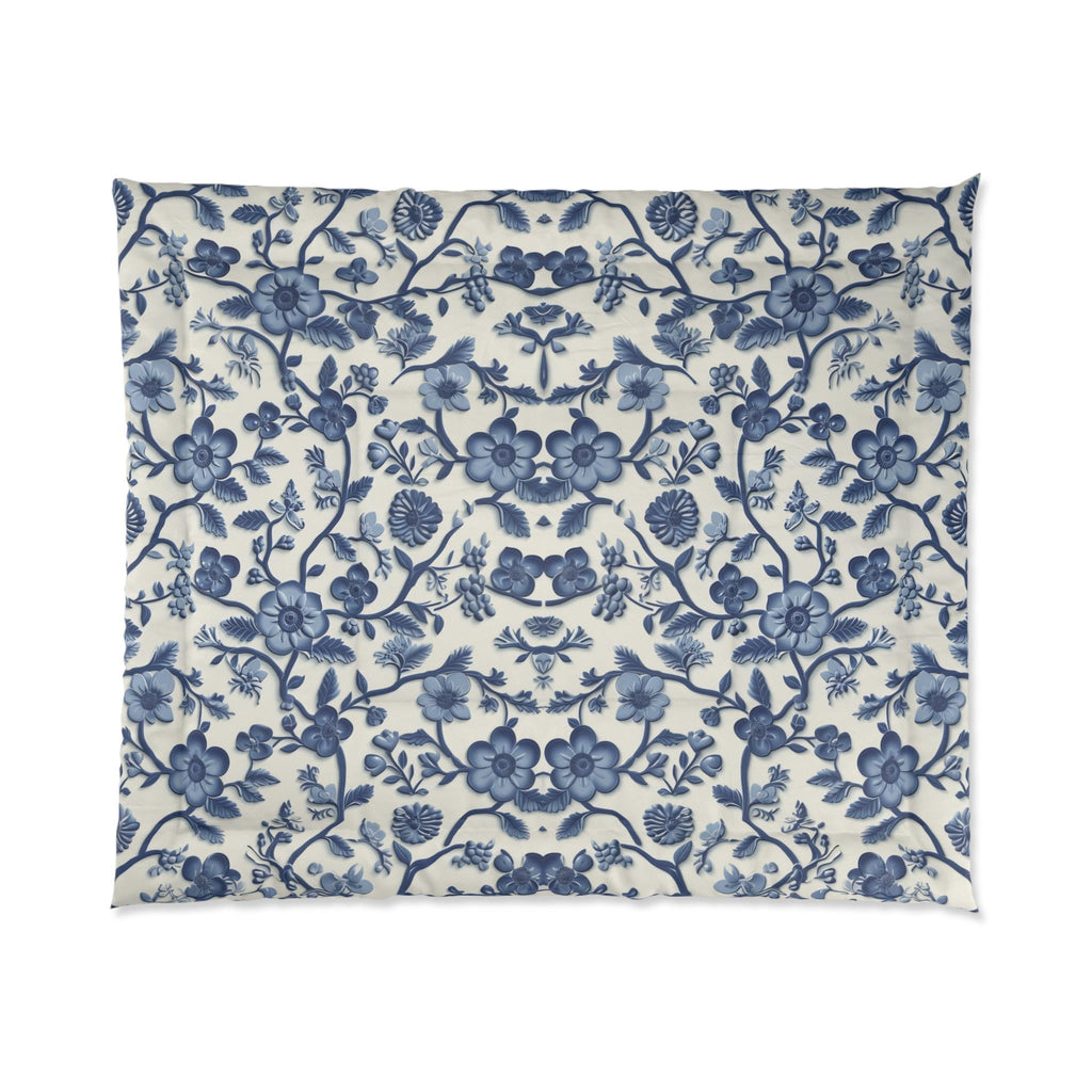 Elegant Chinoiserie Comforter: Blue & White Pottery Pattern for Luxurious Bedroom Decor