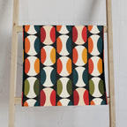 Bauhaus Hand Towel: Retro Mid Century Modern Bold Geometric Design
