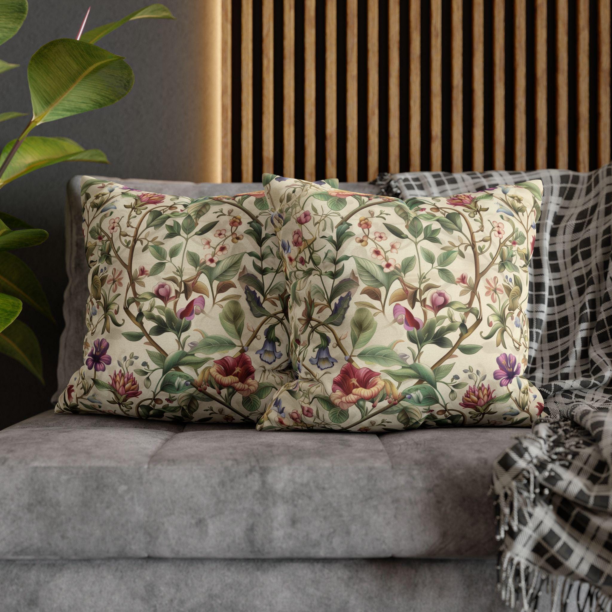 William Morris Botanical Pillow Cover: Vintage Floral Arts & Crafts Decor