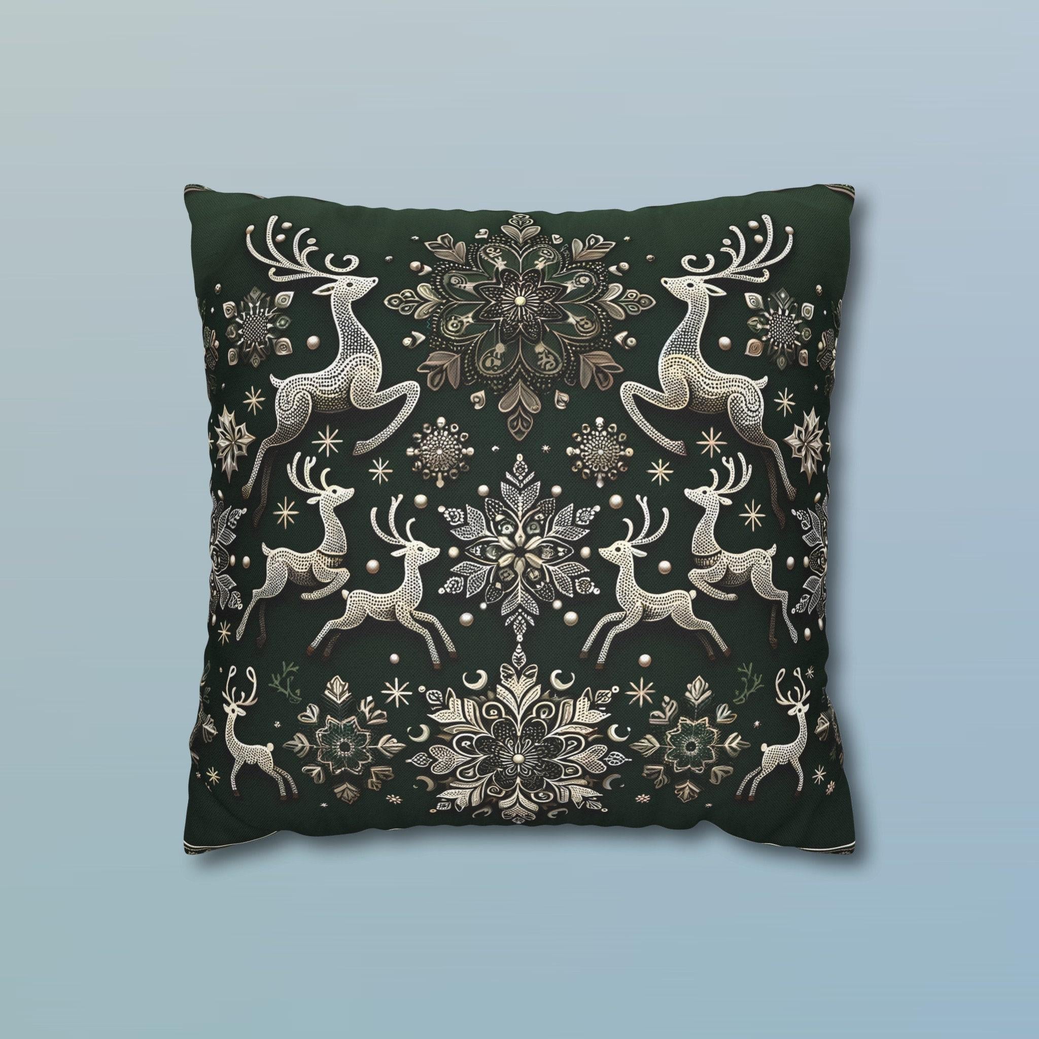 Elegant Emerald Green Throw Pillow Cover with Intricate Snowflakes and Reindeer Design