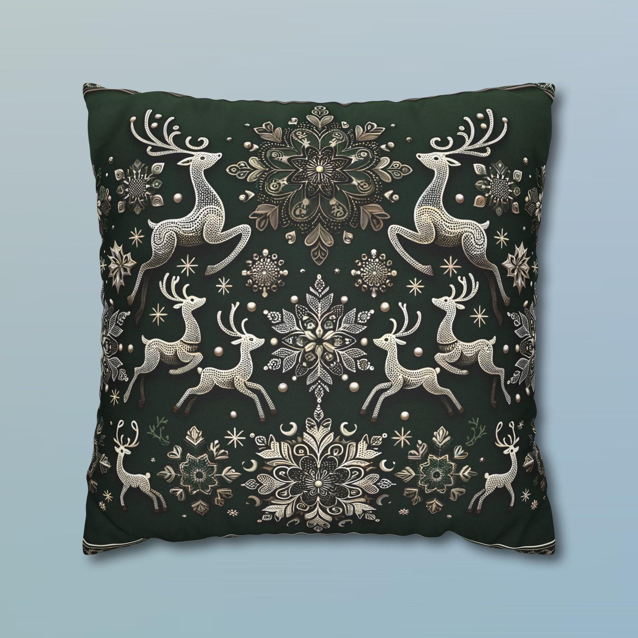 Elegant Emerald Green Throw Pillow Cover with Intricate Snowflakes and Reindeer Design