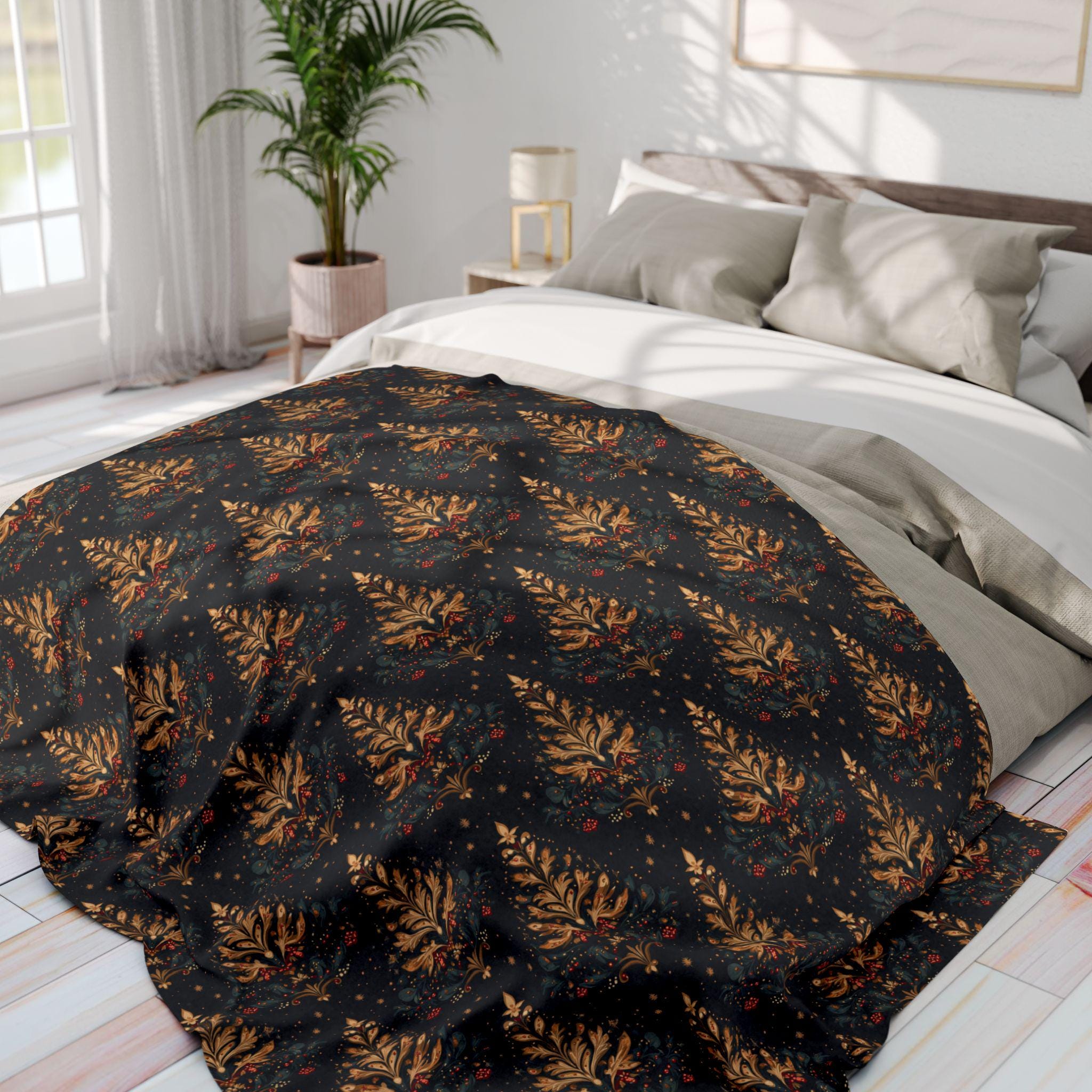 William Morris Christmas Tree Fleece Blanket: Holiday Throw
