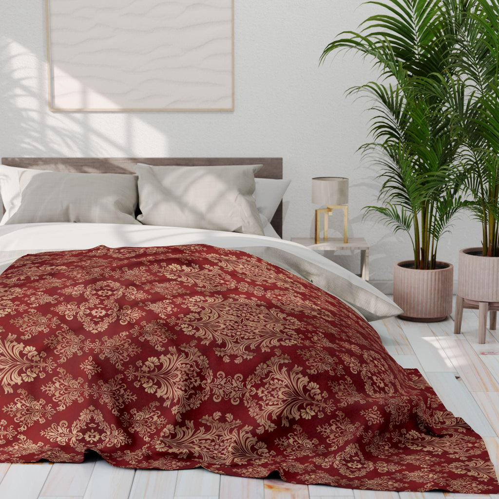 Red & Pale Gold Damask Fleece Throw: Elegant Opulent Bedding