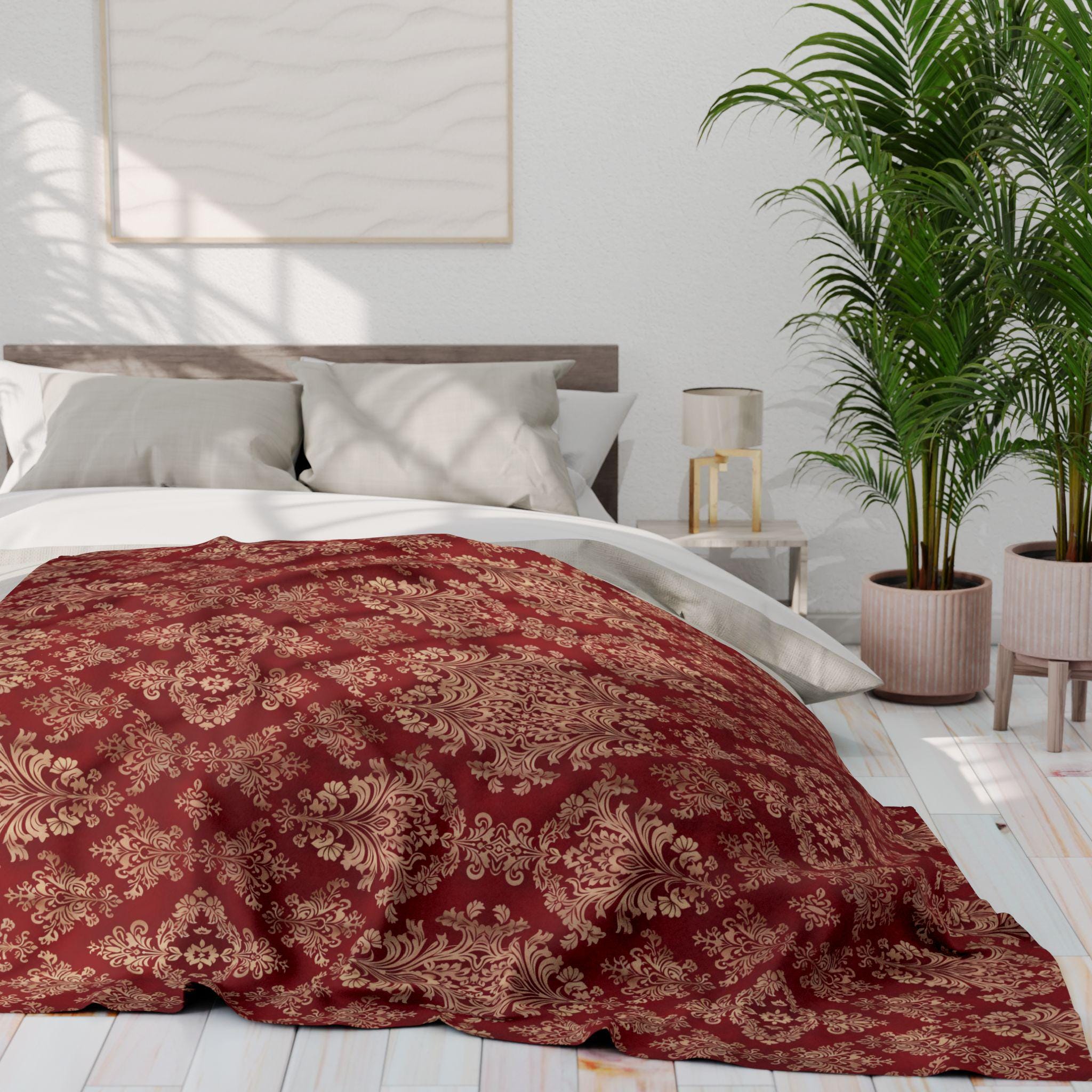 Red & Pale Gold Damask Fleece Throw: Elegant Opulent Bedding
