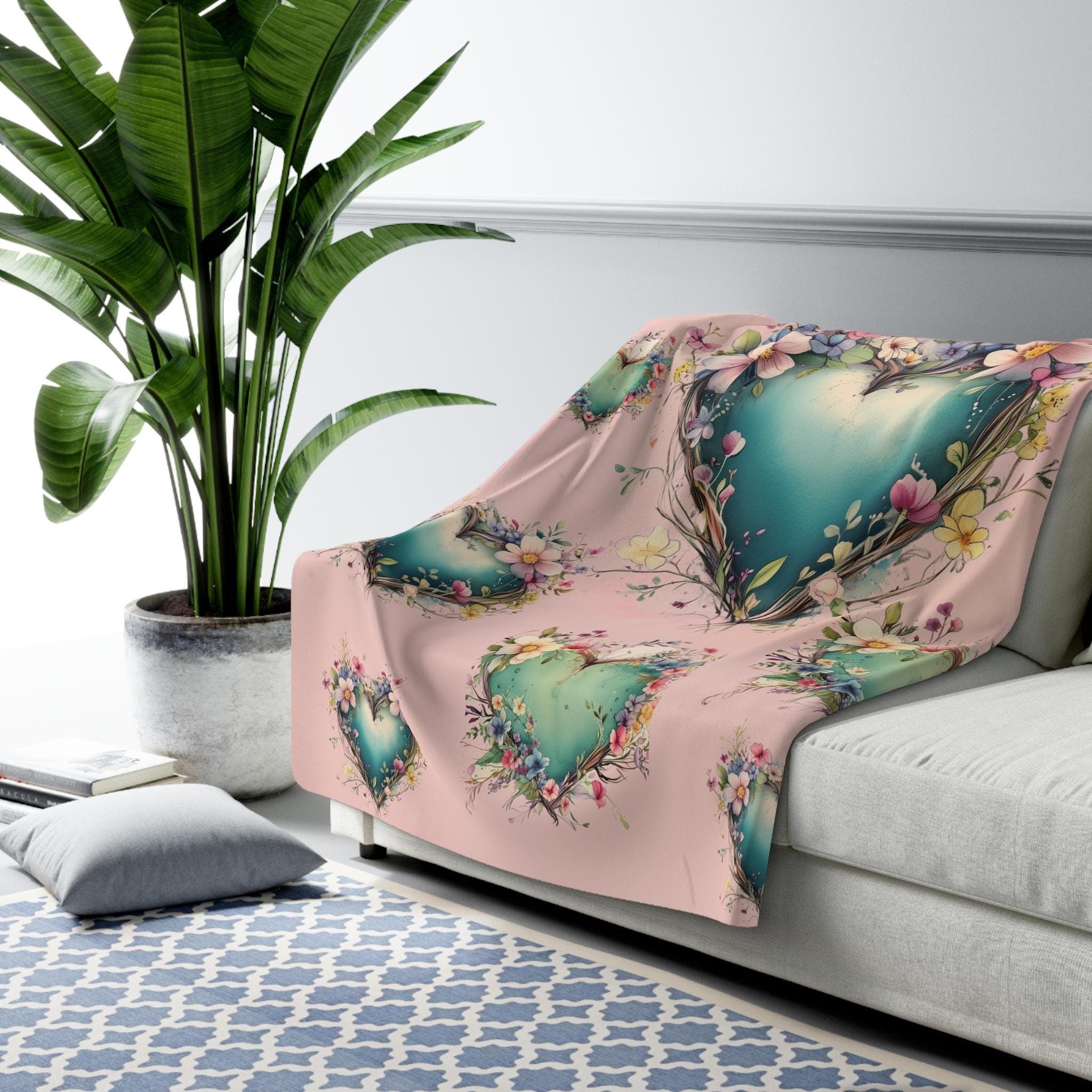 Romantic Floral Heart Wreath Fleece Blanket: Teal & Blush Pink Throw for Cozy Home Decor