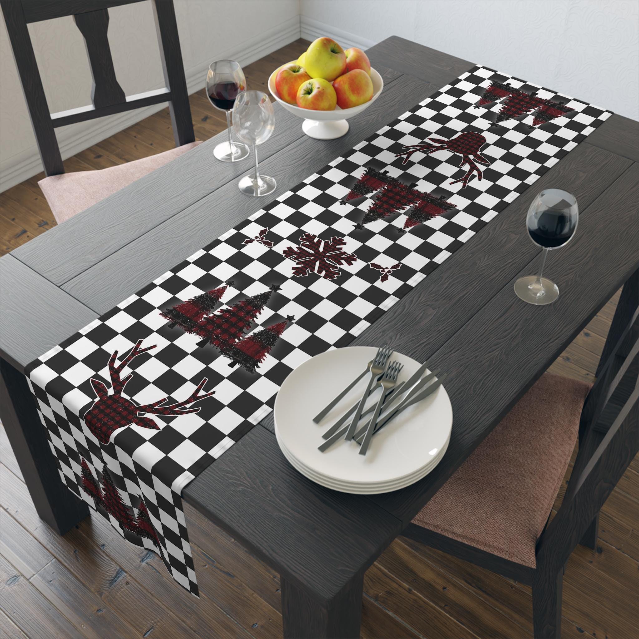 Plaid Christmas Icon Checkered Table Runner:  Modern Twist on Classic Holiday Decor