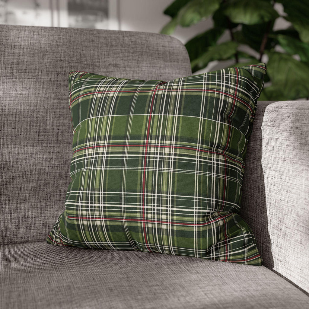 Classic Green Plaid Christmas Pillow Cover: Cozy Holiday Accent for Sofa or Bed