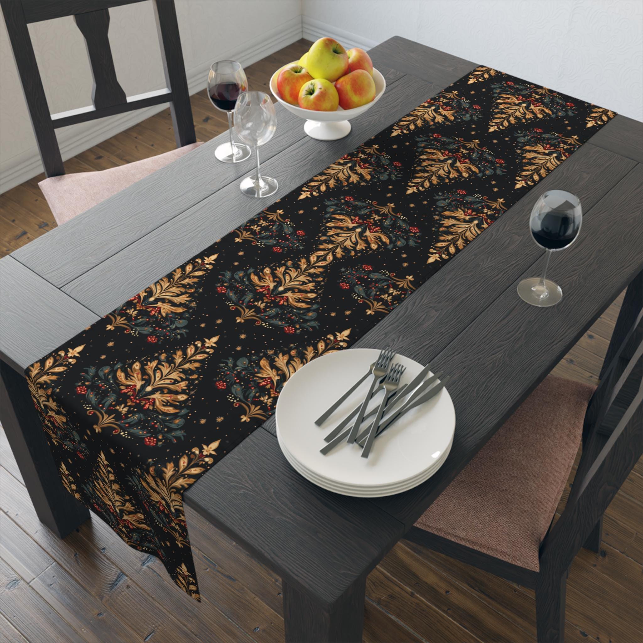 William Morris Christmas Tree Table Runner: Golden Winter Decor