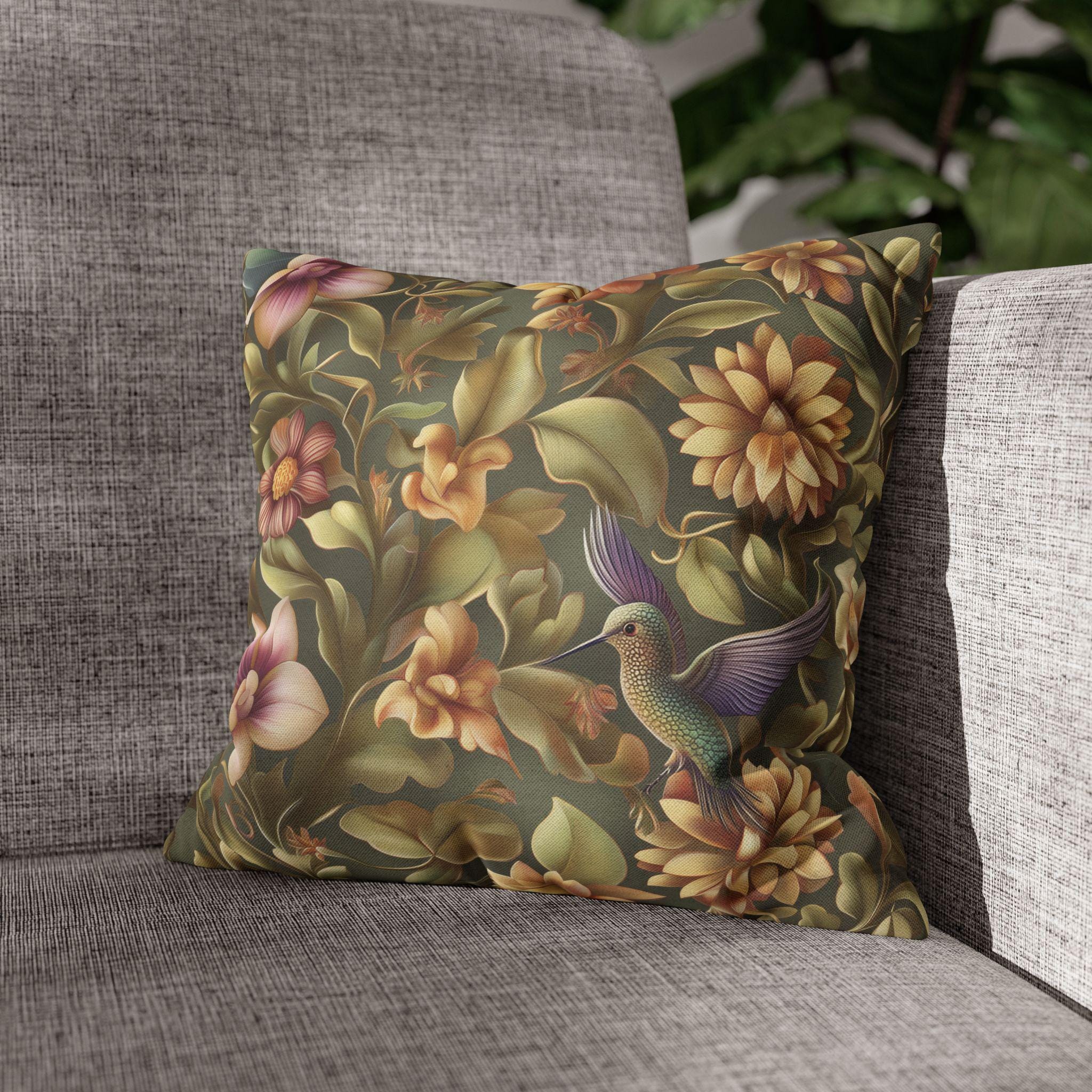 William Morris Botanical Hummingbird Throw Pillow Cover: Floral Vintage Style