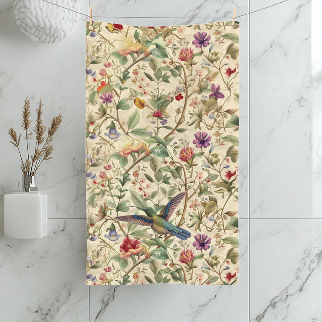 William Morris Hummingbird Botanical Hand Towel: Vintage Floral Vine Design for Cottagecore Bathroom