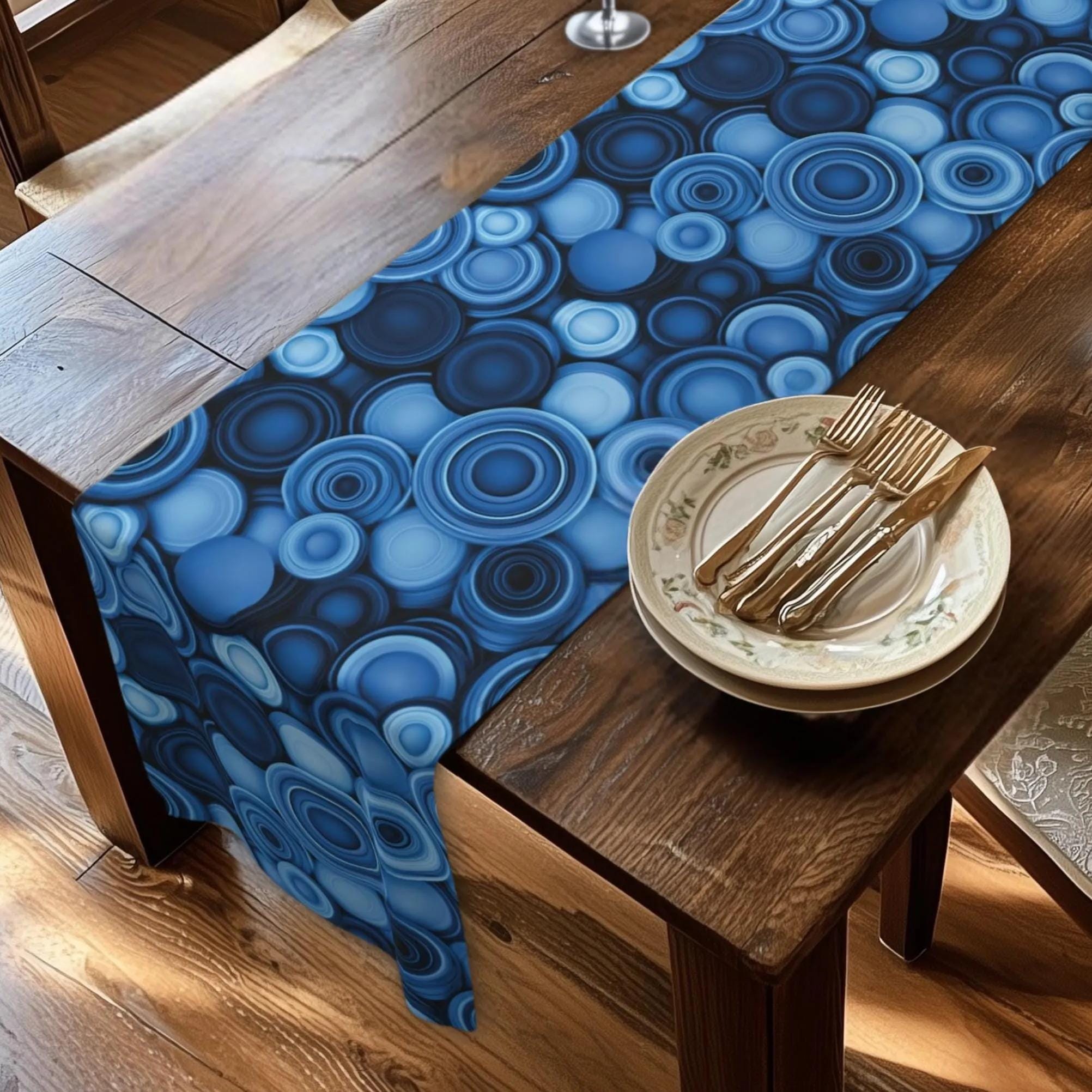 Retro Modern Blue Geometric Table Runner: Mid Century Circle Pattern Decor