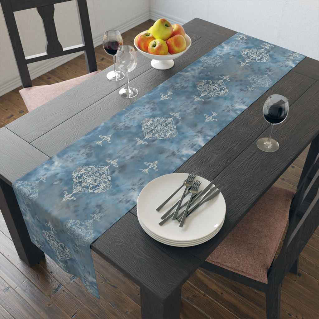 Elegant Silvery White Damask Table Runner: Soft Blue & Gray Classic Pattern for Sophisticated Dining