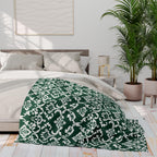 Kelly Green Damask Fleece Blanket: Elegant Floral Throw