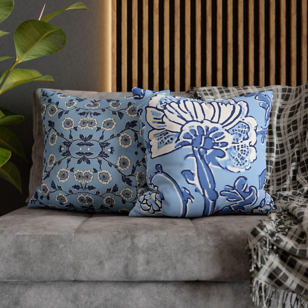 Elegant Chinoiserie Floral Pillowcase: Blue & White Square Cushion Cover for Home Decor