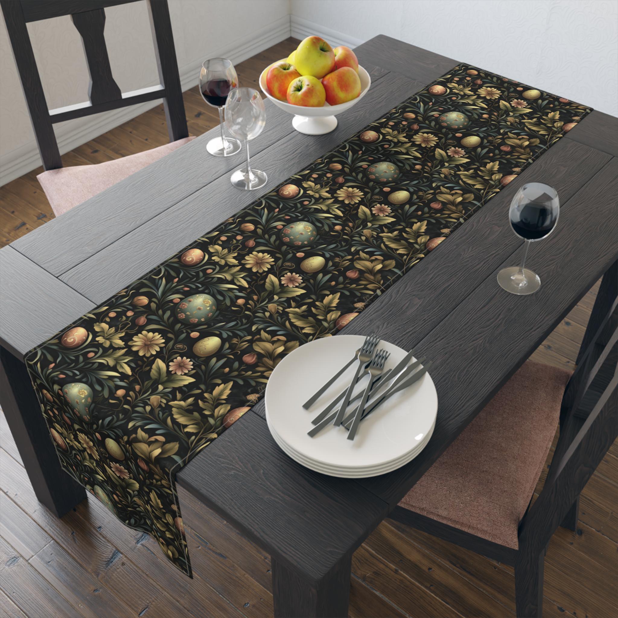 William Morris Floral Easter Table Runner: Vintage Style Spring Dining Decor