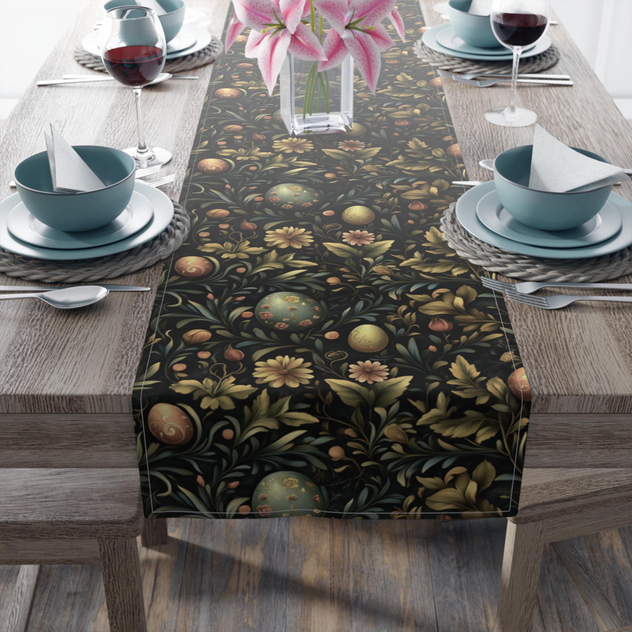 William Morris Floral Easter Table Runner: Vintage Style Spring Dining Decor