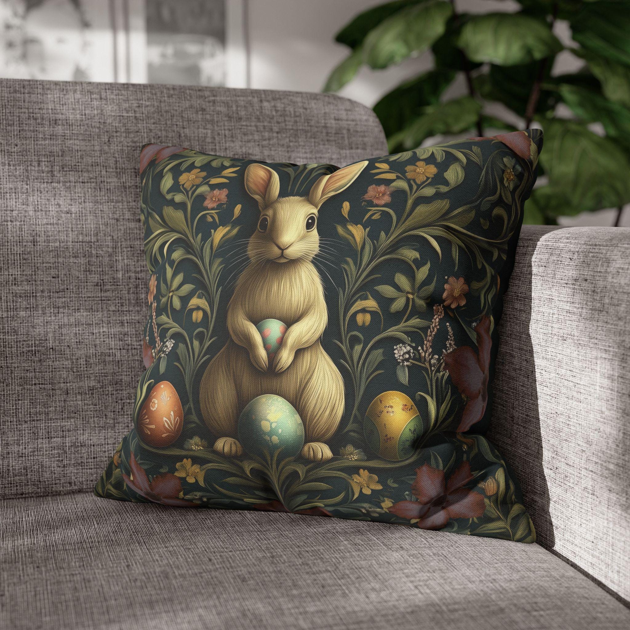 William Morris-Inspired Easter Rabbit Pillowcase: Vintage Botanical Spring Cushion Cover for Home Decor